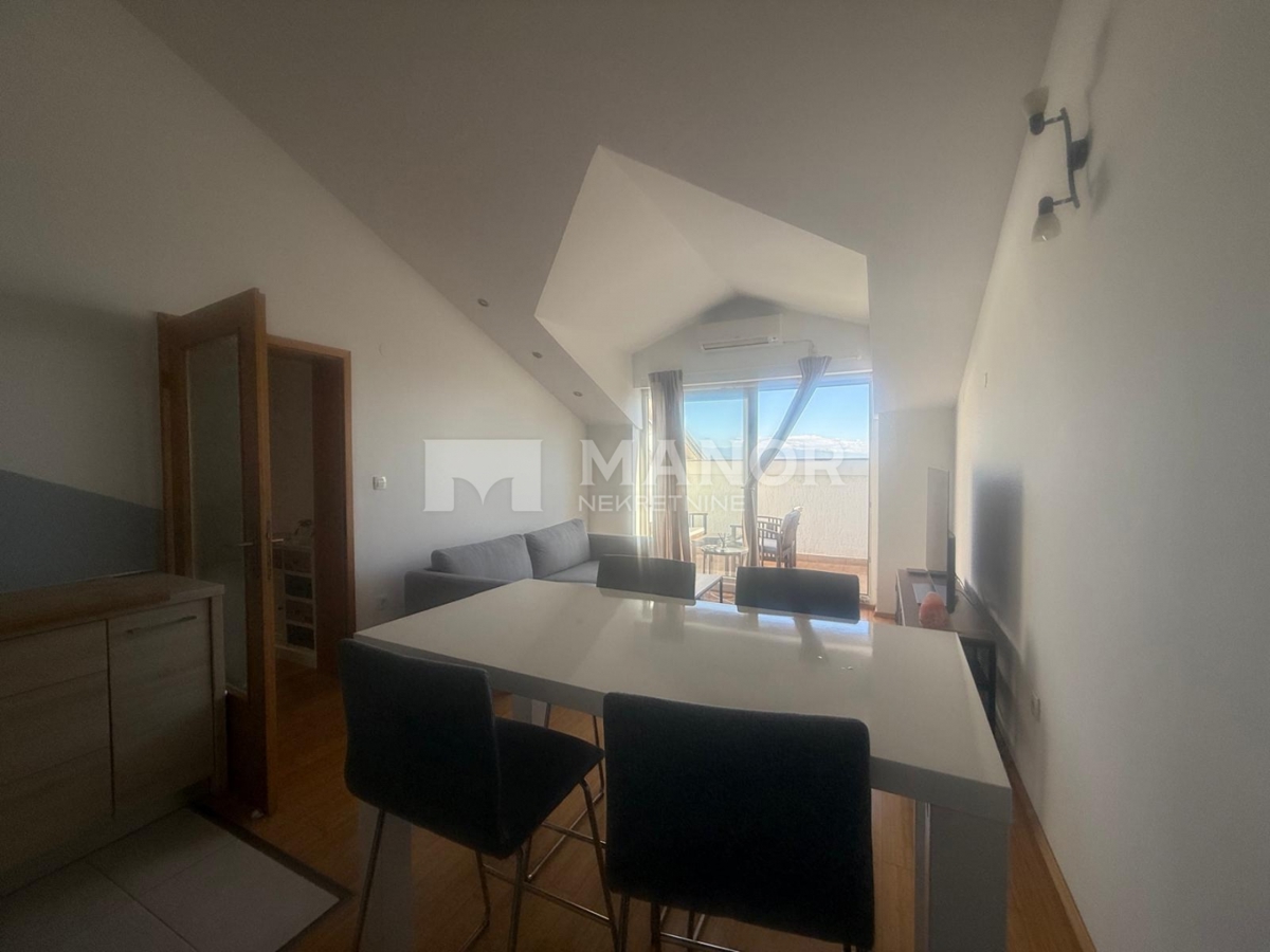 Appartamento Pobri, Opatija - Okolica, 77m2