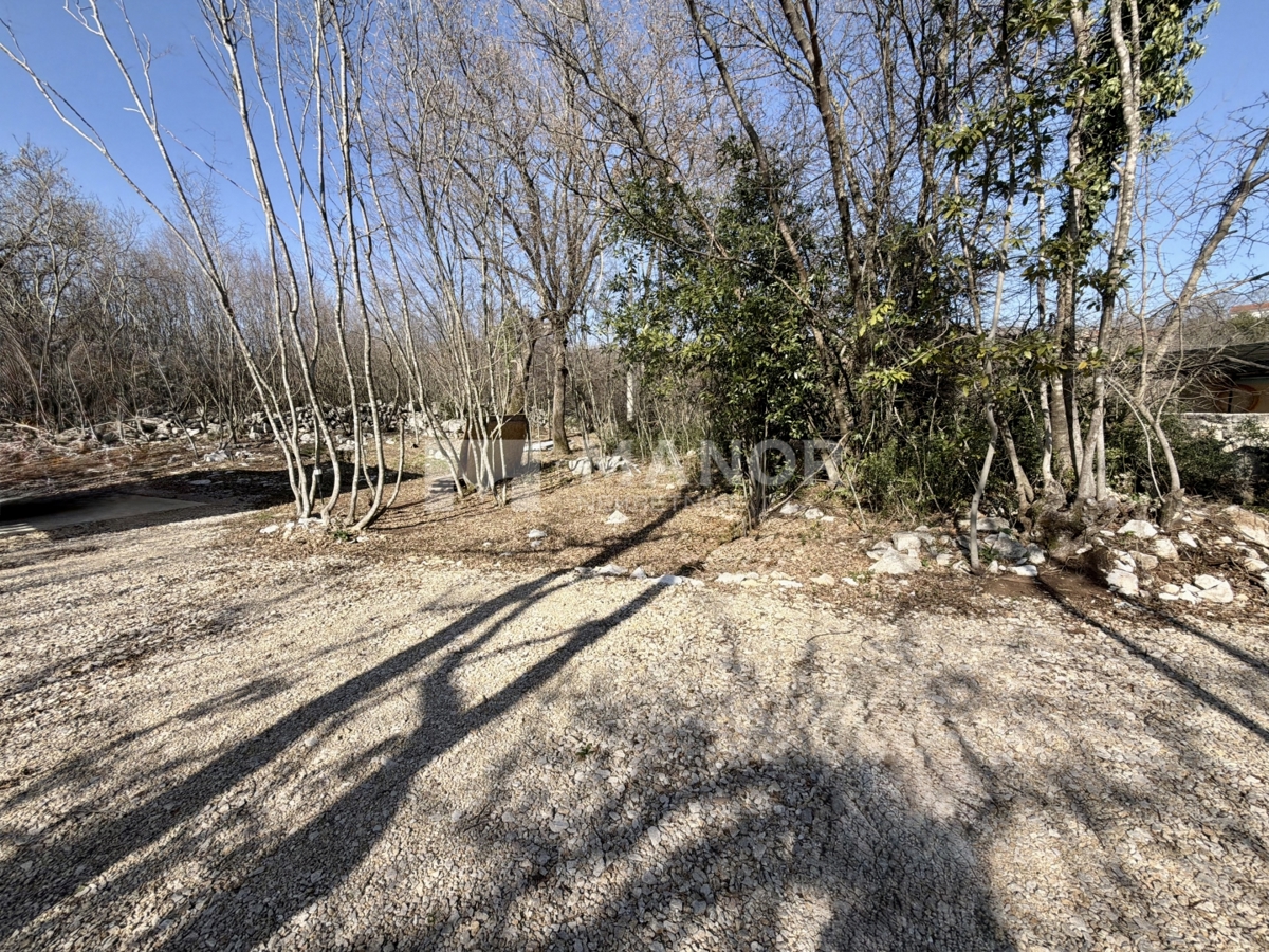 Kras, Dobrinj, 770m2