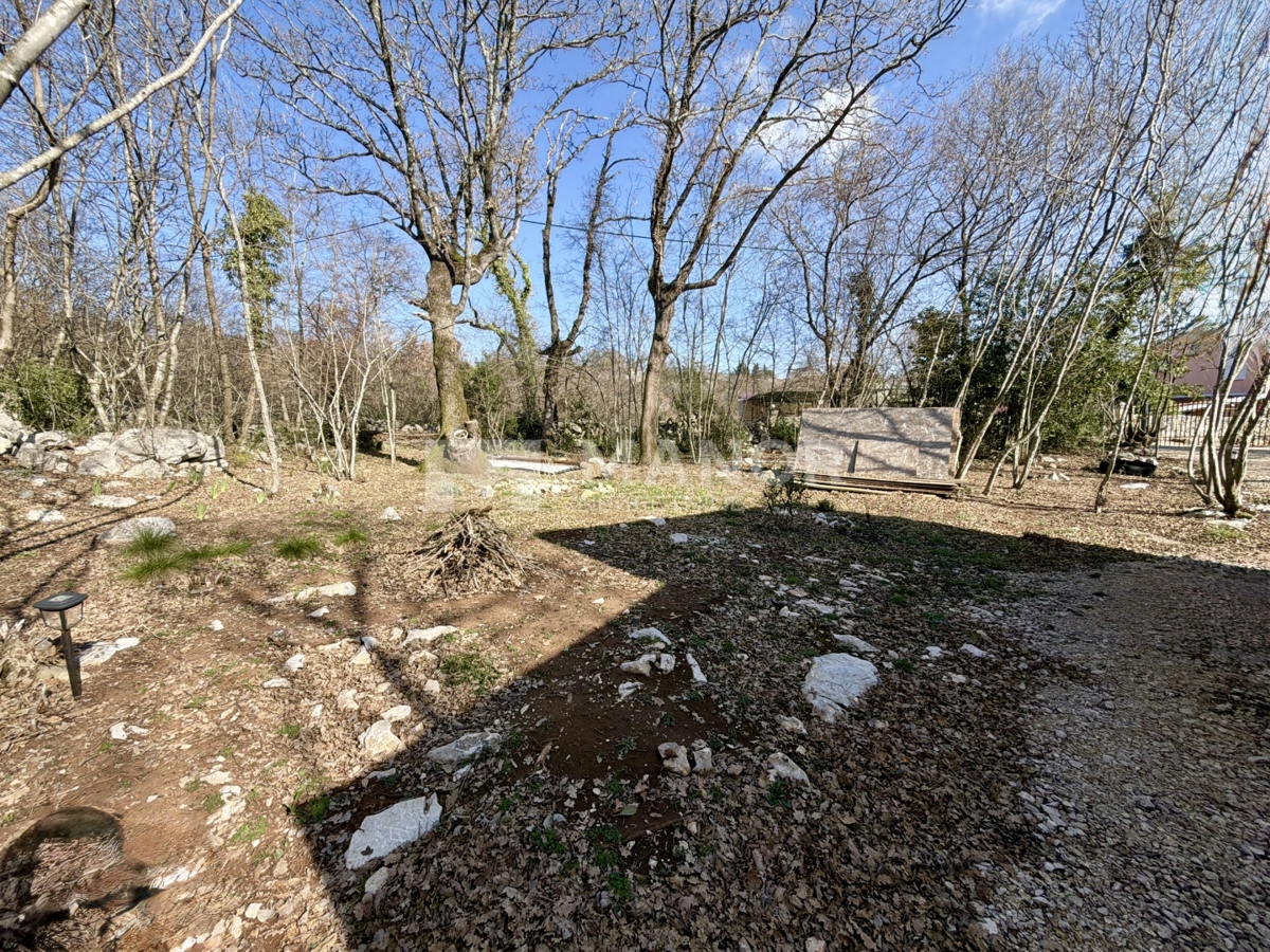 Kras, Dobrinj, 770m2