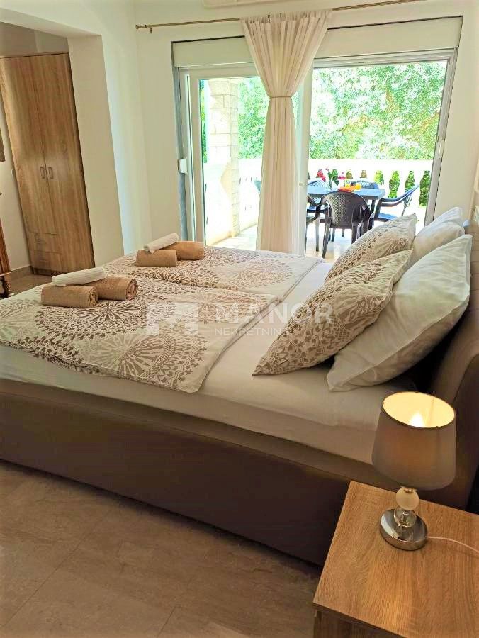 Casa Malinska, Malinska-Dubašnica, 620m2