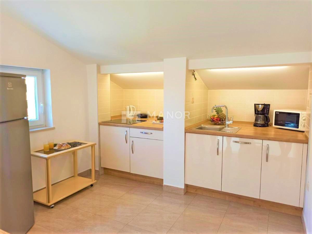 Casa Malinska, Malinska-Dubašnica, 620m2