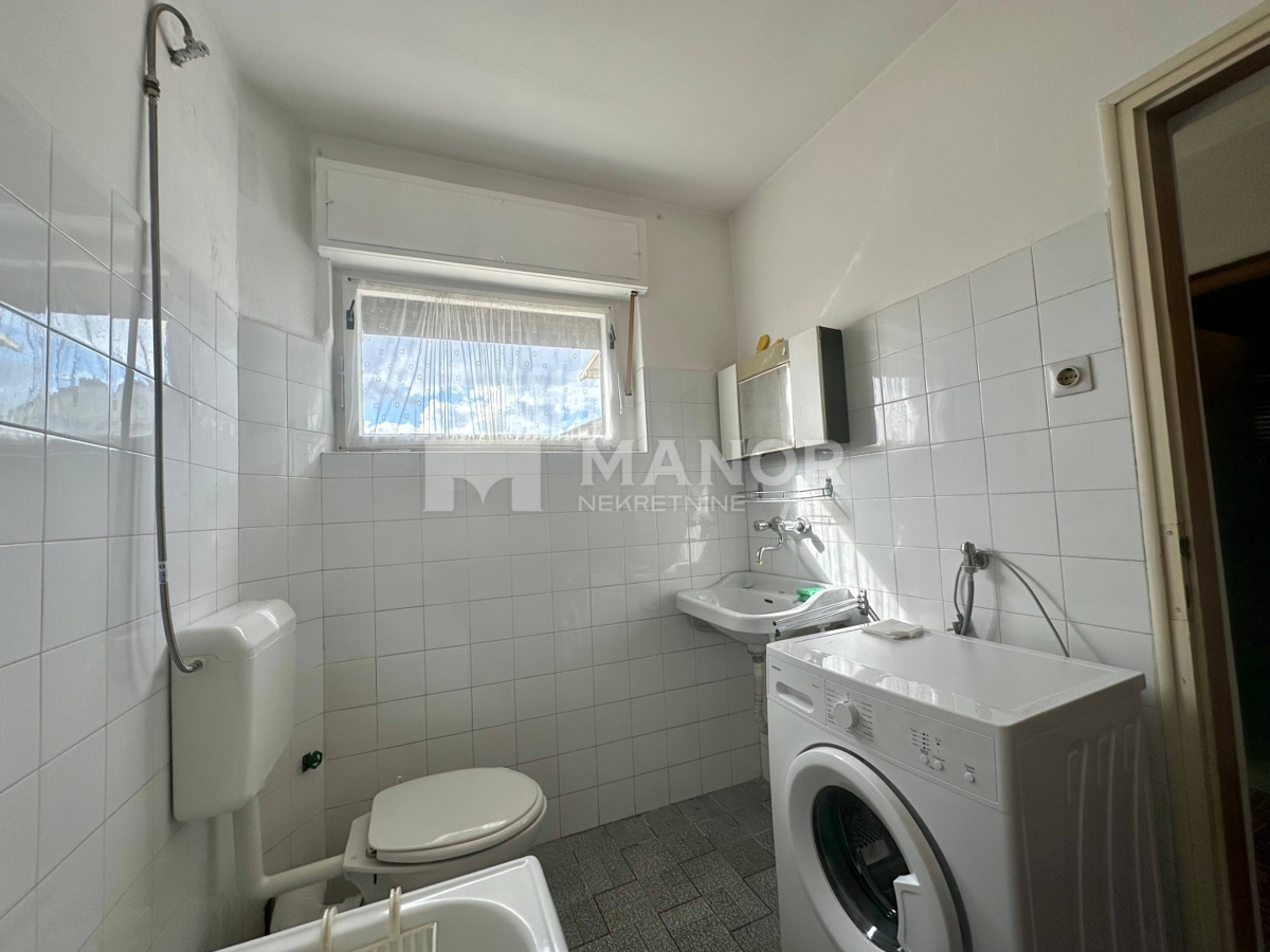 Appartamento Zamet, Rijeka, 81m2