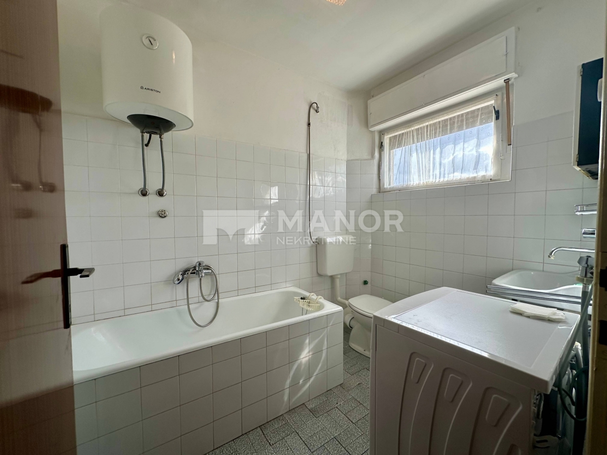 Appartamento Zamet, Rijeka, 81m2