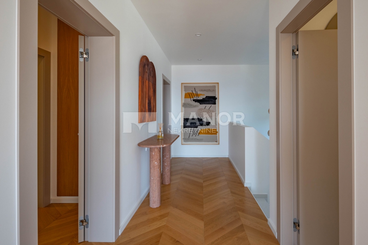 HRELJIN – Villa moderna con vista mare