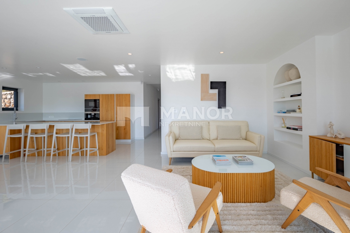 HRELJIN – Villa moderna con vista mare