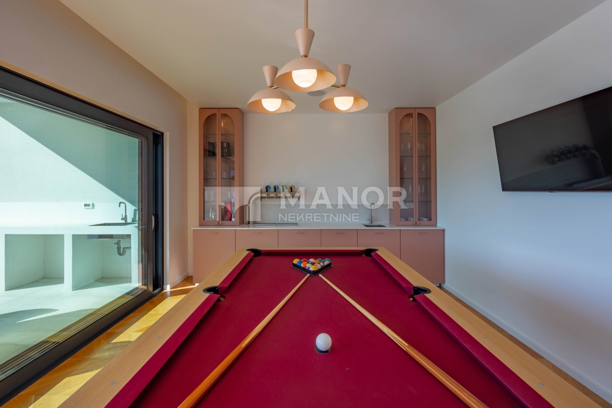 HRELJIN – Villa moderna con vista mare