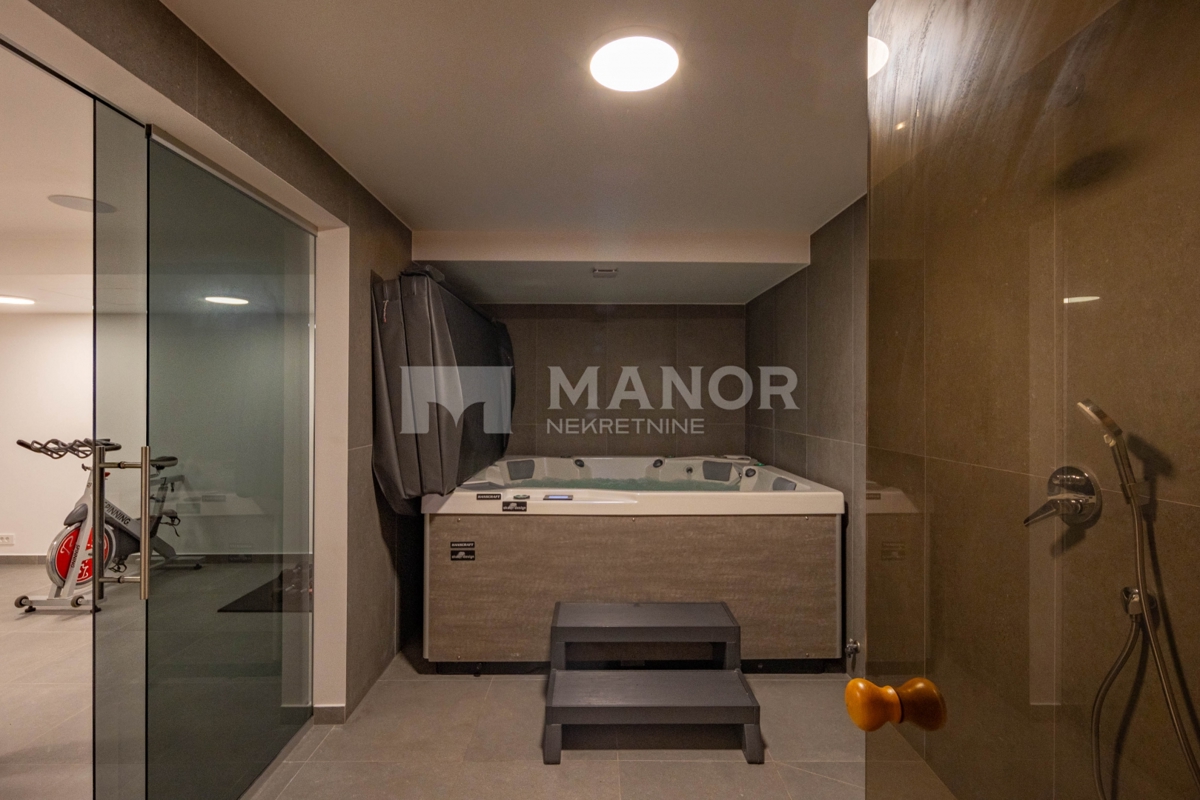 HRELJIN – Villa moderna con vista mare