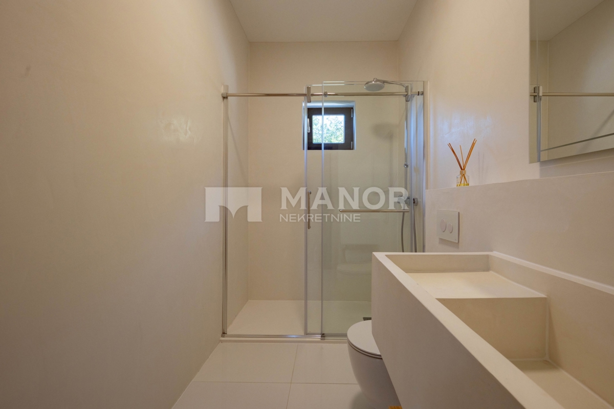 HRELJIN – Villa moderna con vista mare
