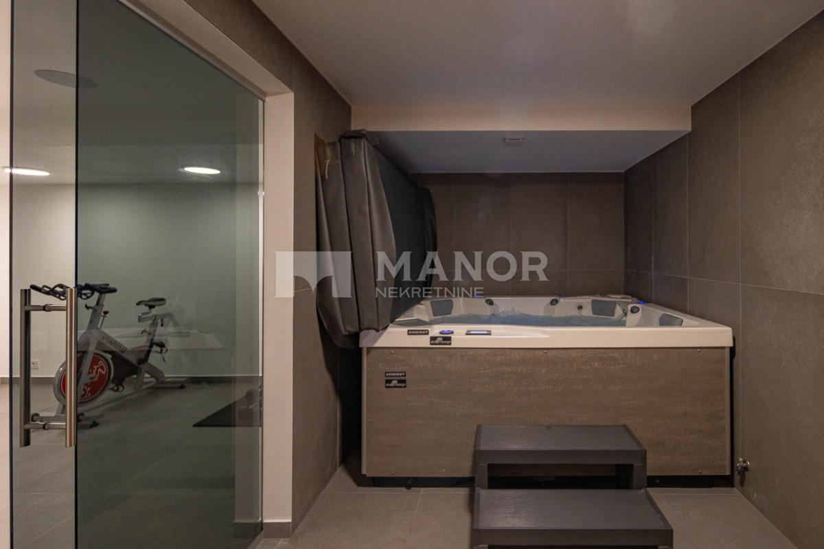 HRELJIN – Villa moderna con vista mare