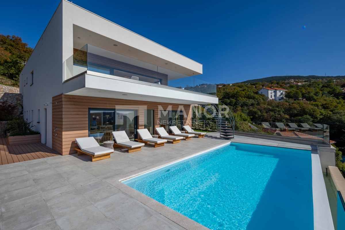 HRELJIN – Villa moderna con vista mare