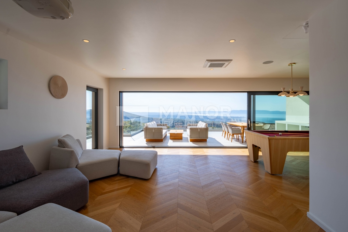HRELJIN – Villa moderna con vista mare