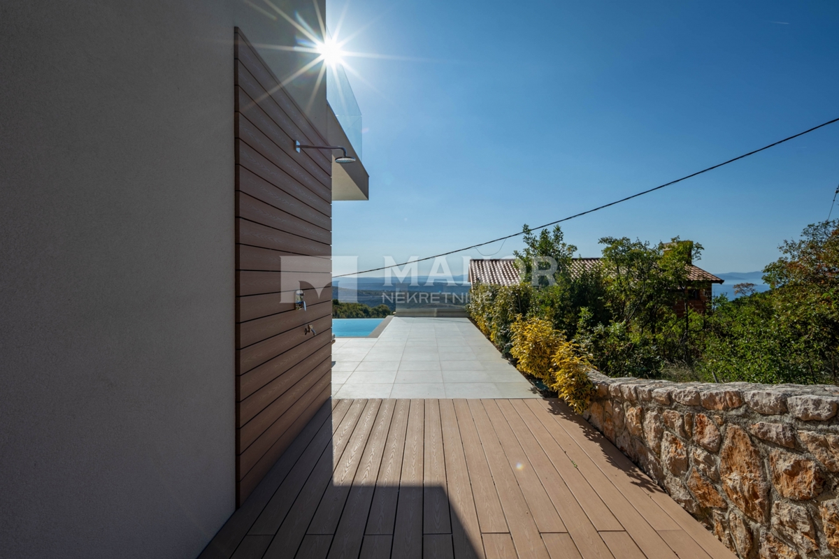 HRELJIN – Villa moderna con vista mare