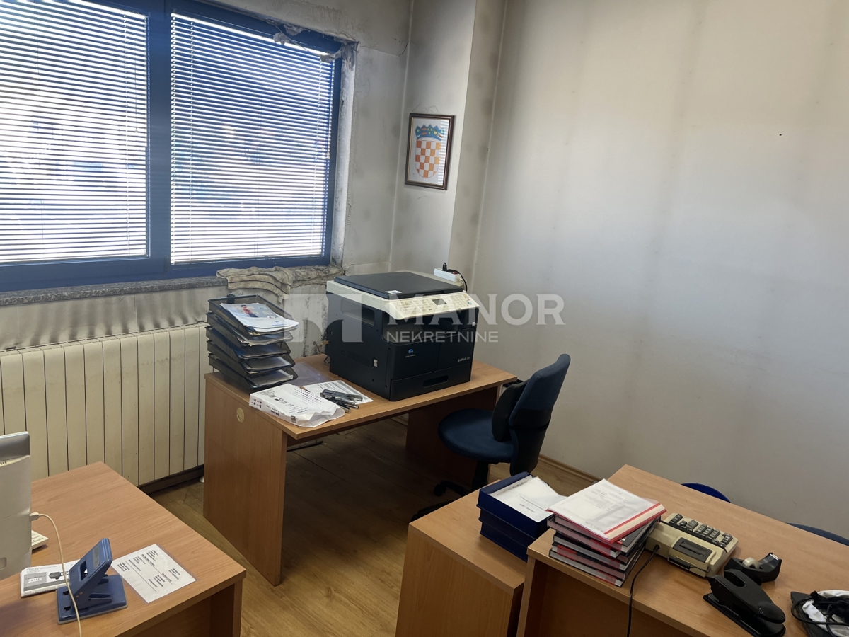 Commerciale Dražice, Jelenje, 430m2