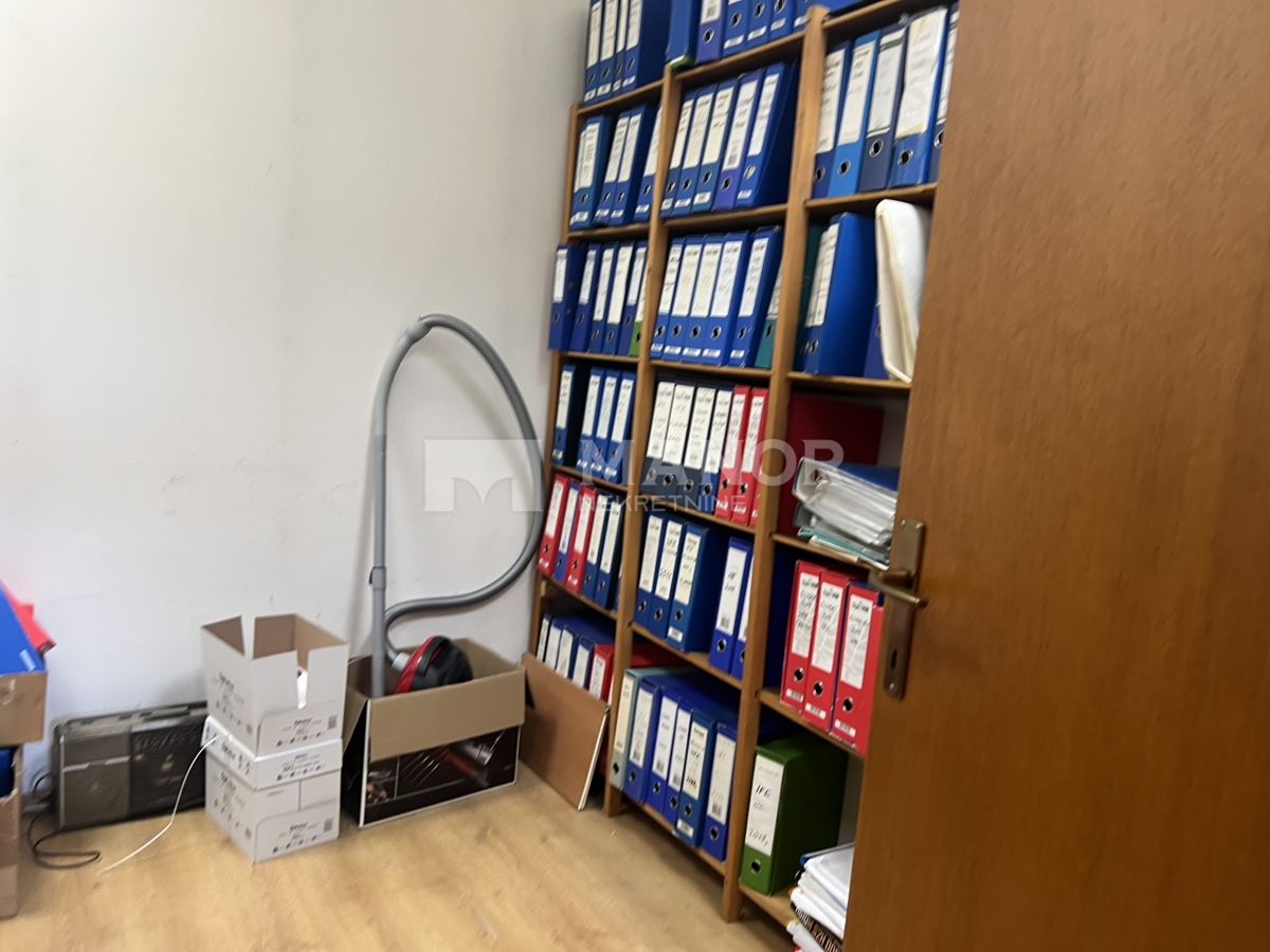 Commerciale Dražice, Jelenje, 430m2