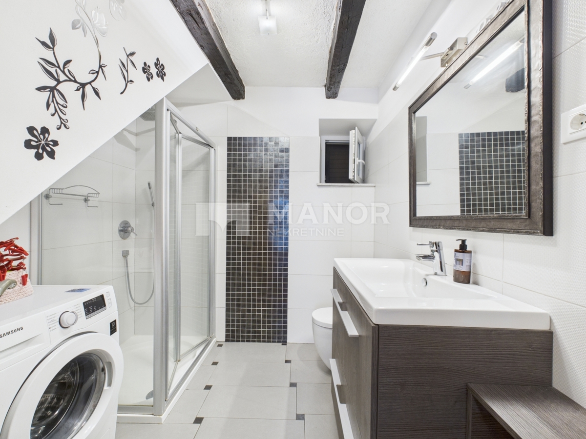 ISOLA DI KRK, KRAS – Bellissima casa in pietra ristrutturata