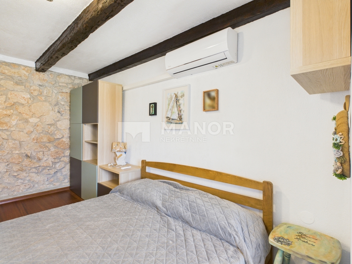 ISOLA DI KRK, KRAS – Bellissima casa in pietra ristrutturata