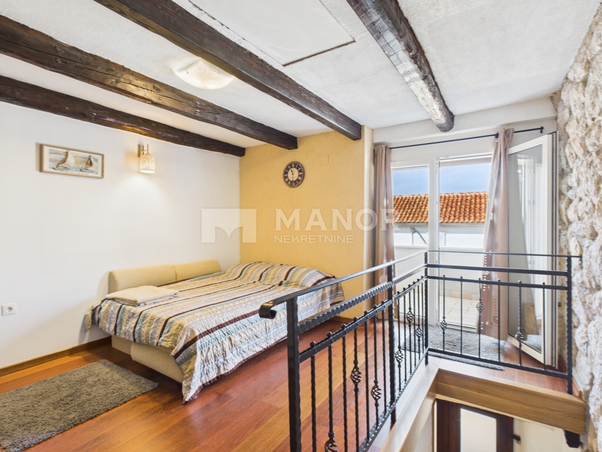 ISOLA DI KRK, KRAS – Bellissima casa in pietra ristrutturata