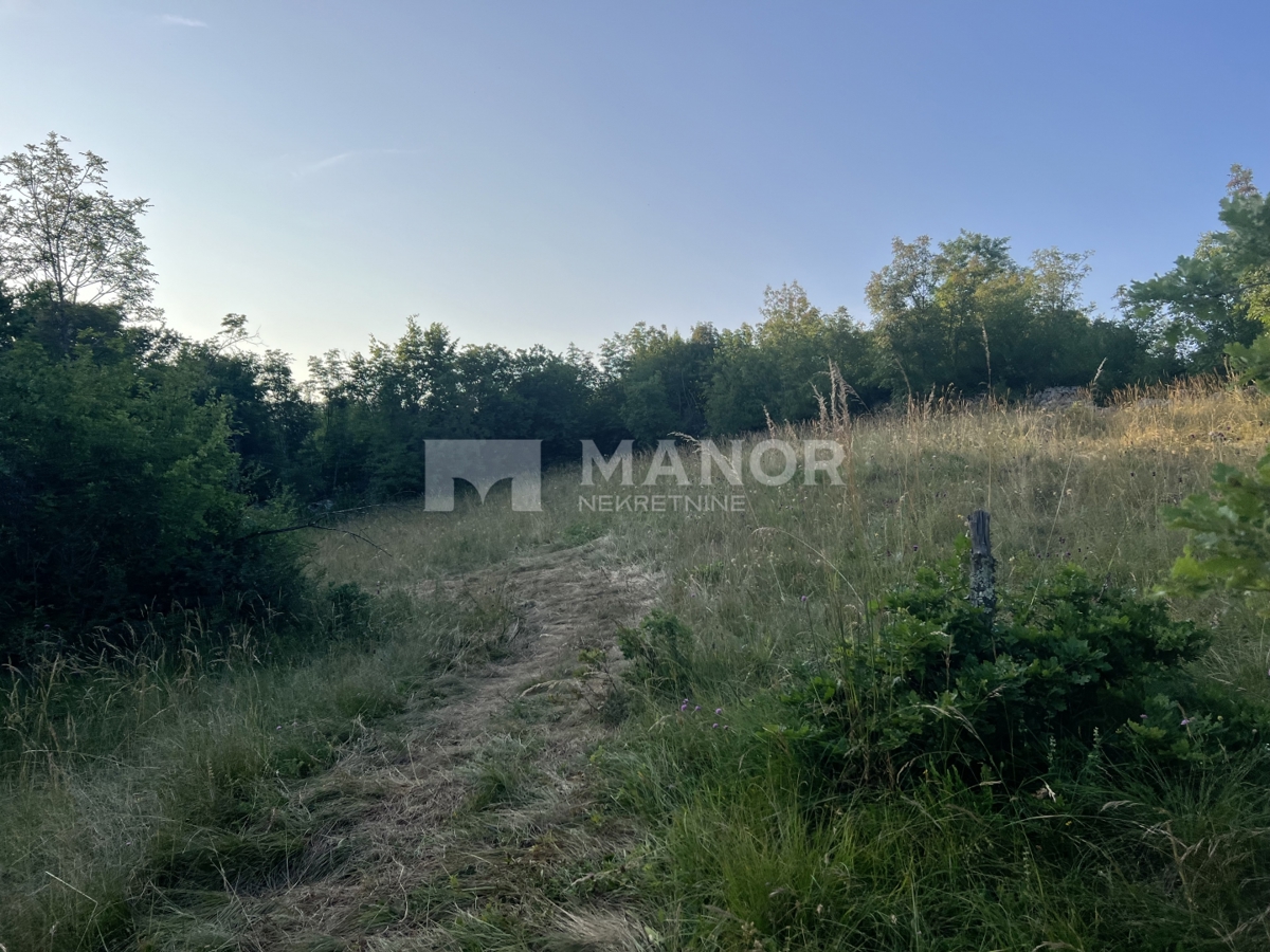 Terreno edificabile Trinajstići, Kastav, 5.077m2