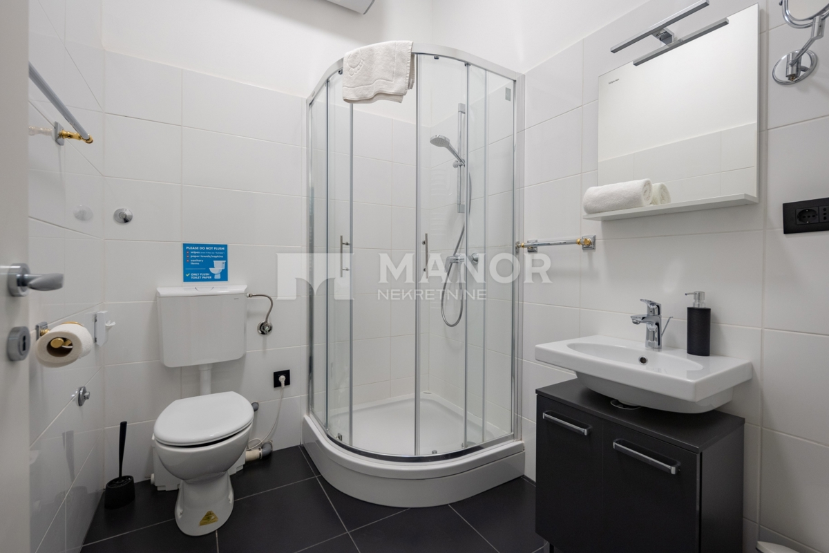 RIJEKA, SUŠAK – Opportunità d'investimento! Appartamento lussuosamente arredato con 5 monolocali – 144 m², vicino al centro, affitto turistico consolidato.