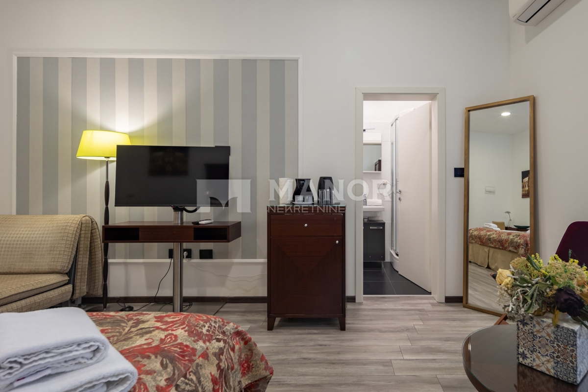 RIJEKA, SUŠAK – Opportunità d'investimento! Appartamento lussuosamente arredato con 5 monolocali – 144 m², vicino al centro, affitto turistico consolidato.