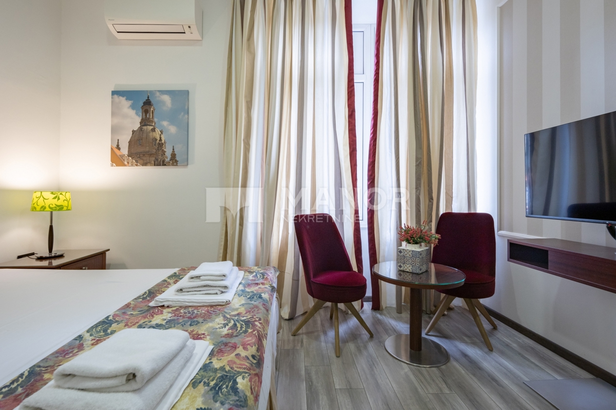 RIJEKA, SUŠAK – Opportunità d'investimento! Appartamento lussuosamente arredato con 5 monolocali – 144 m², vicino al centro, affitto turistico consolidato.