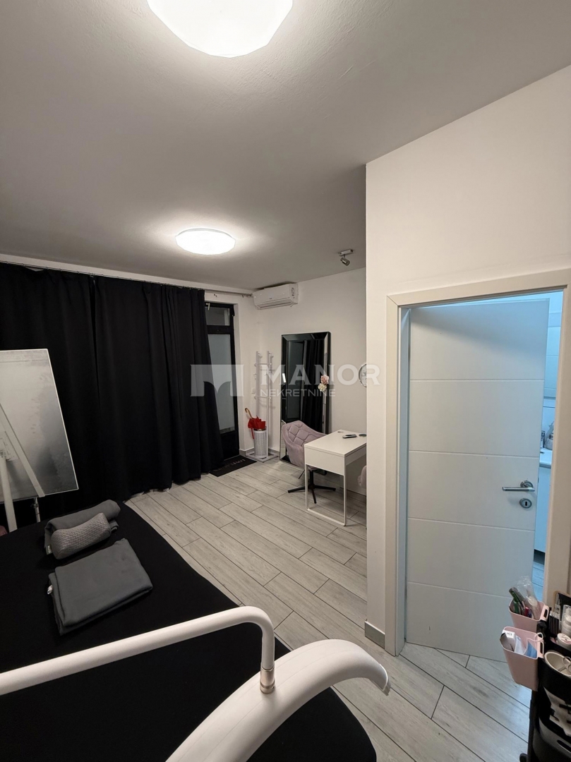 Commerciale Grbci, Rijeka, 20m2