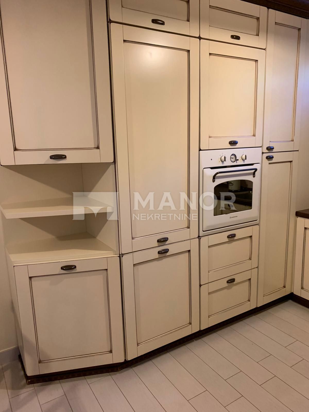 Appartamento Opatija - Centar, Opatija, 112m2