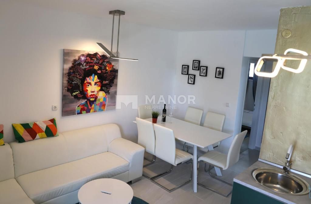 Casa Malinska, Malinska-Dubašnica, 400m2
