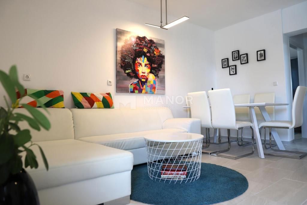 Casa Malinska, Malinska-Dubašnica, 400m2