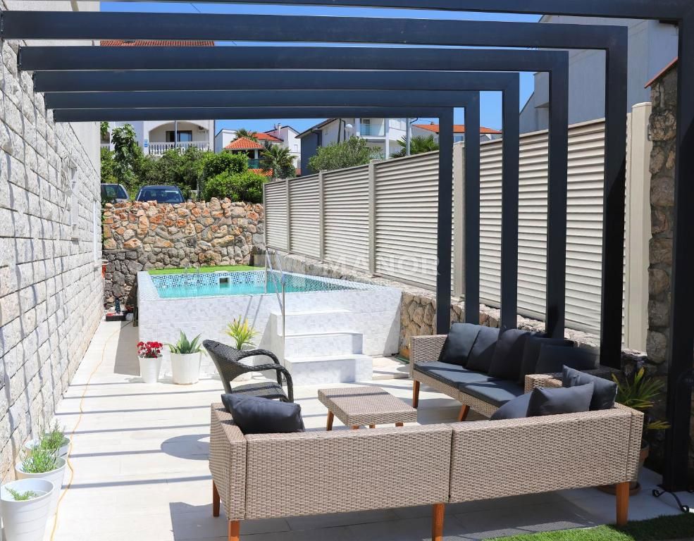 Casa Malinska, Malinska-Dubašnica, 400m2