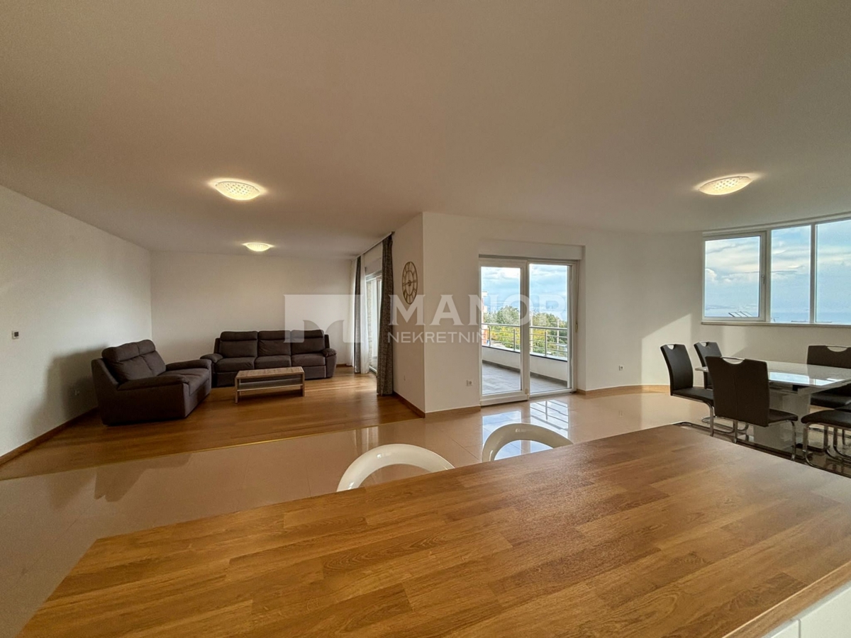 Appartamento Ičići, Opatija - Okolica, 130m2