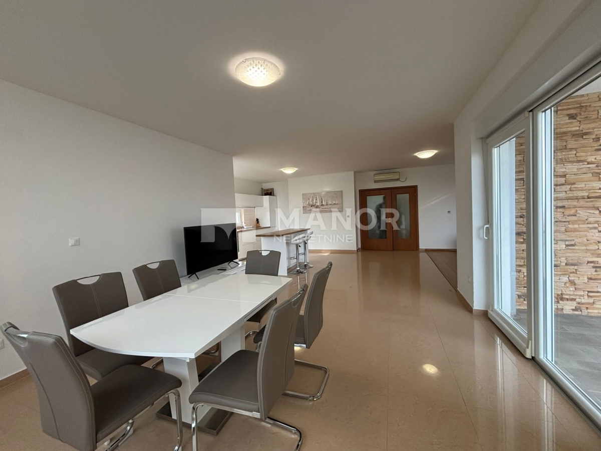 Appartamento Ičići, Opatija - Okolica, 130m2