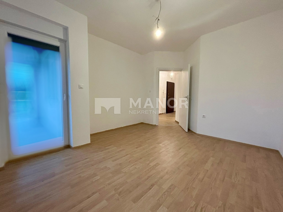 Appartamento Zamet, Rijeka, 72m2