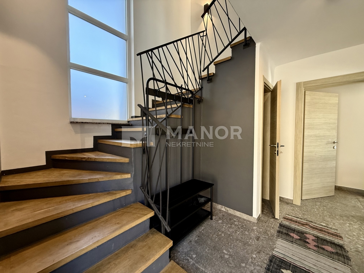 Casa Ravna Gora, 210m2