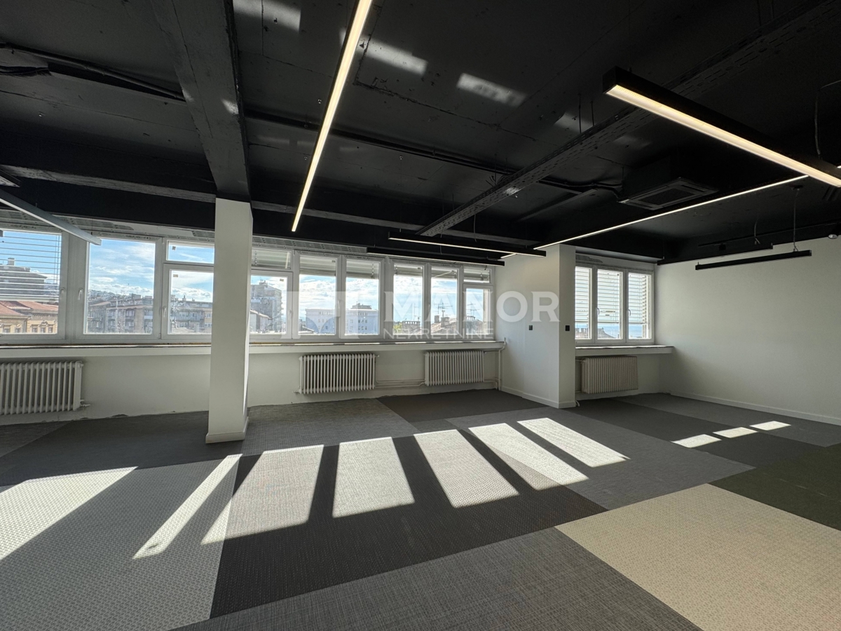 Commerciale Centar, Rijeka, 145m2