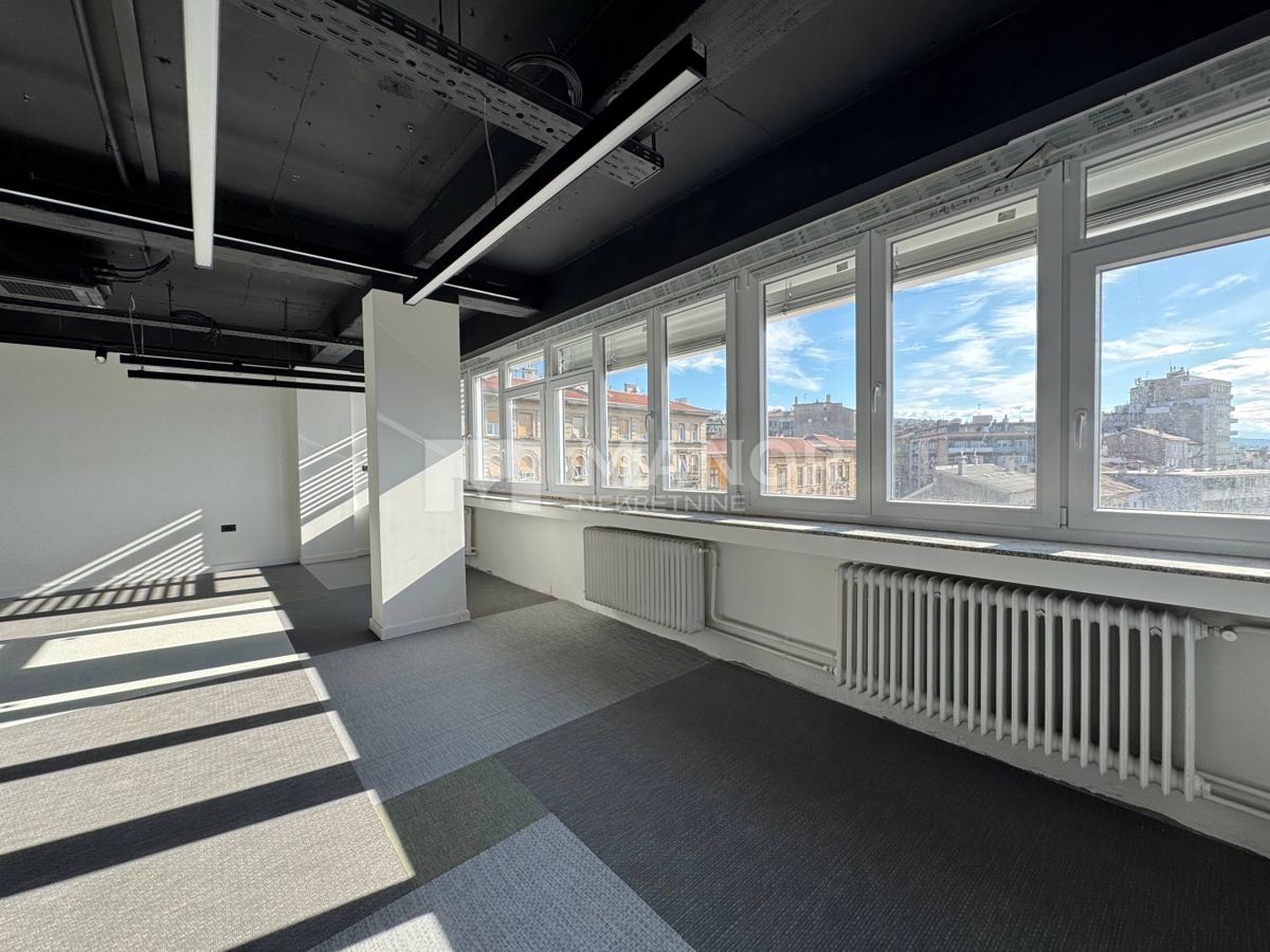 Commerciale Centar, Rijeka, 145m2