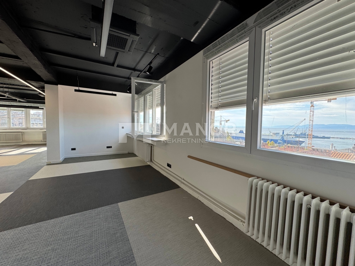 Commerciale Centar, Rijeka, 145m2