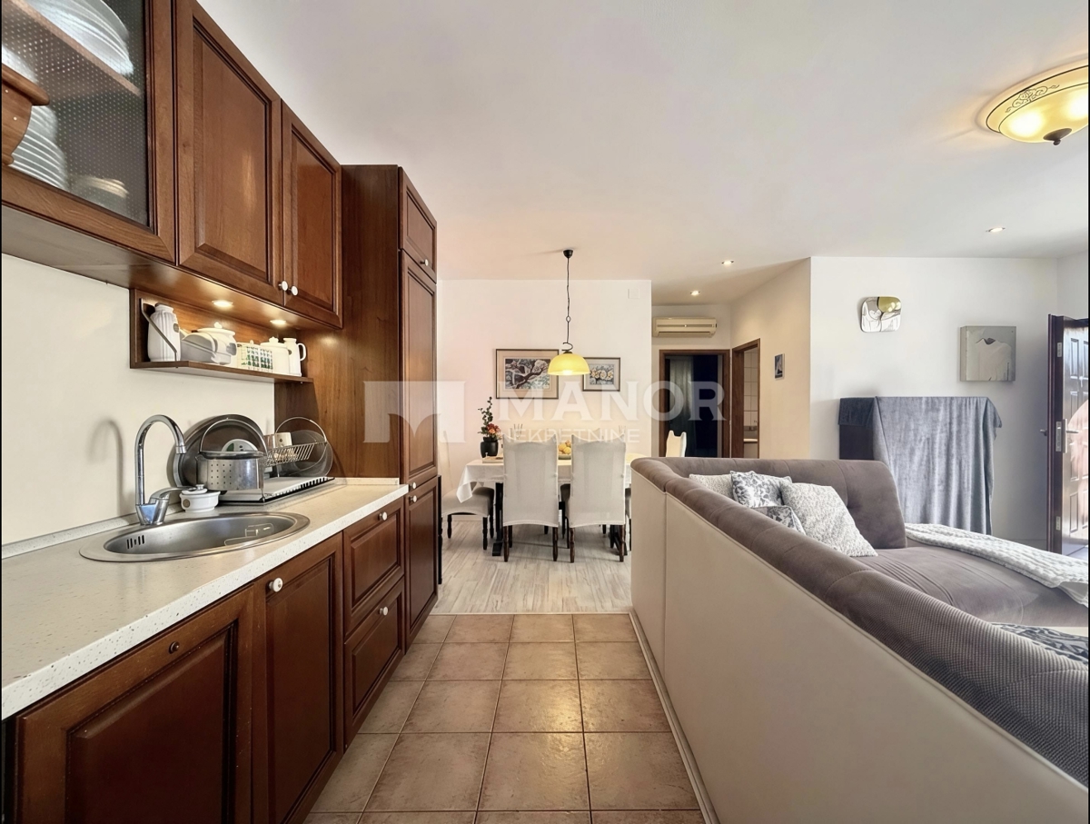 Appartamento Malinska, Malinska-Dubašnica, 74m2