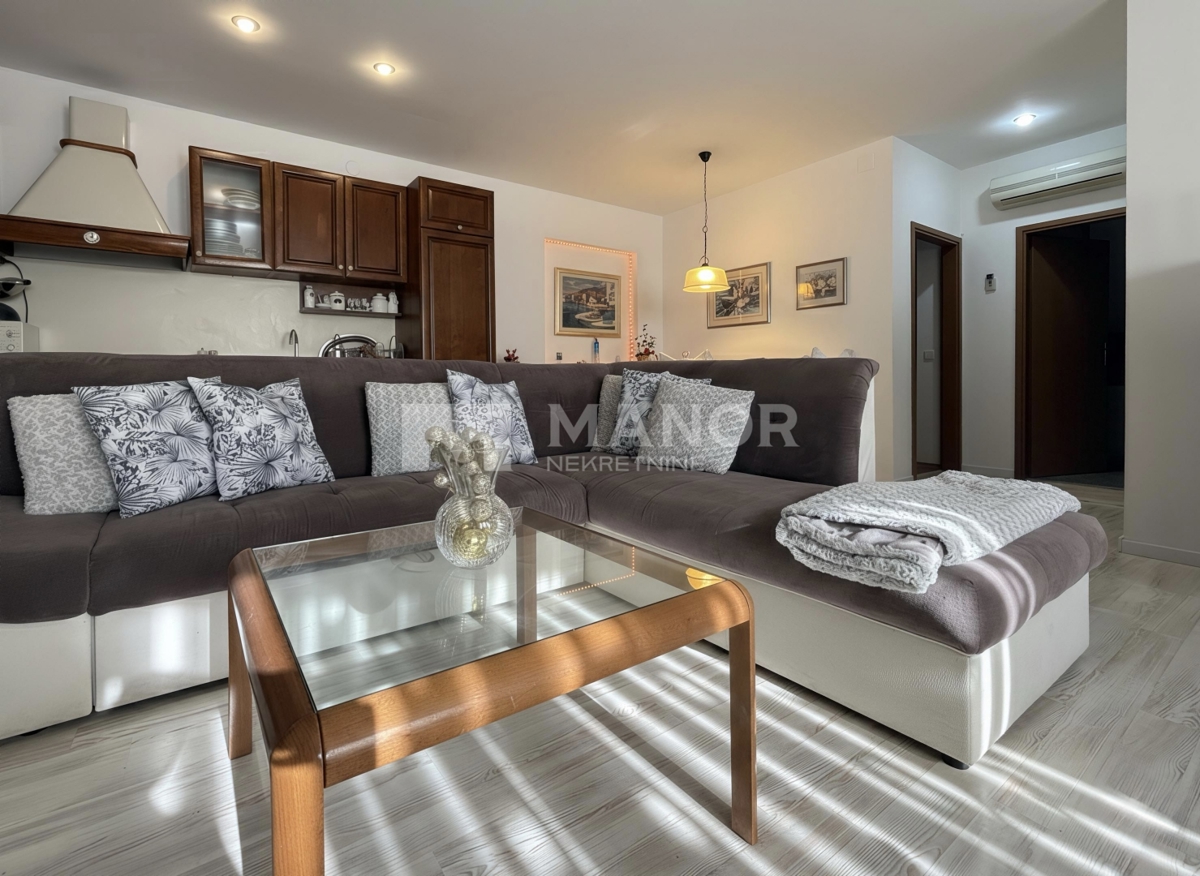 Appartamento Malinska, Malinska-Dubašnica, 74m2