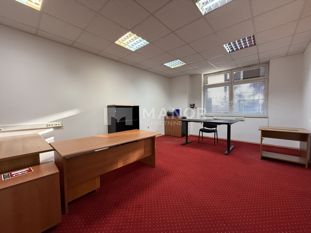 Commerciale Rastočine, Rijeka, 325m2