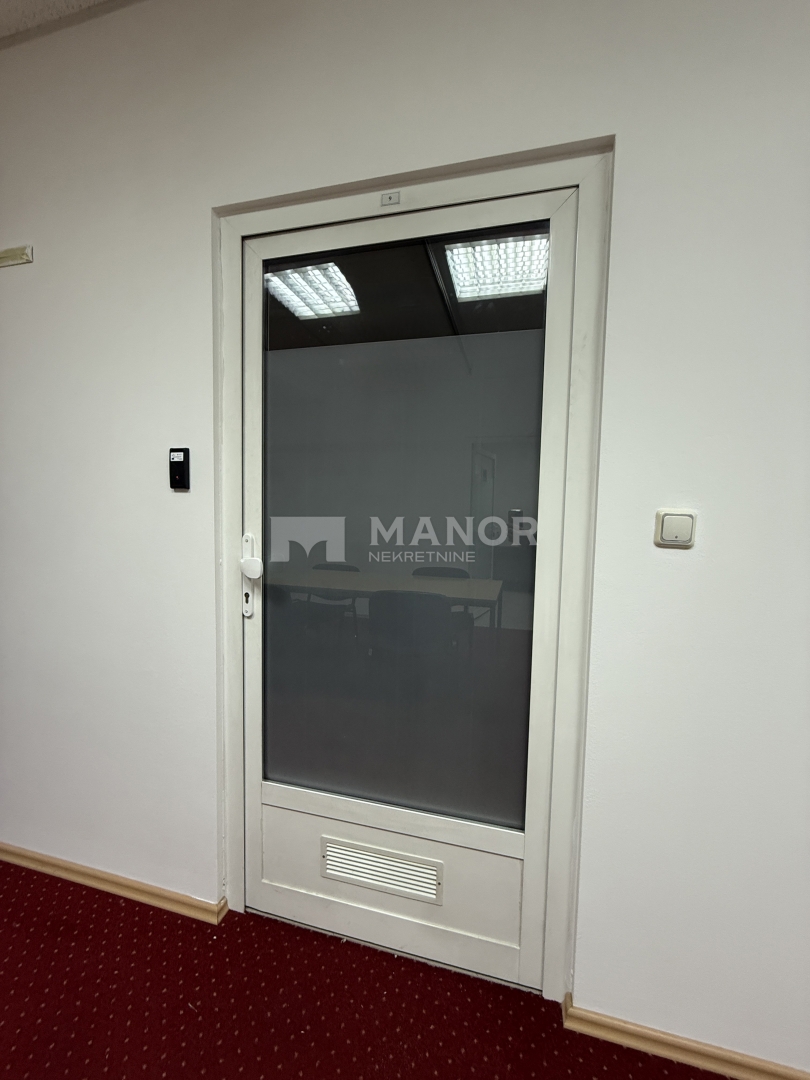 Commerciale Rastočine, Rijeka, 325m2