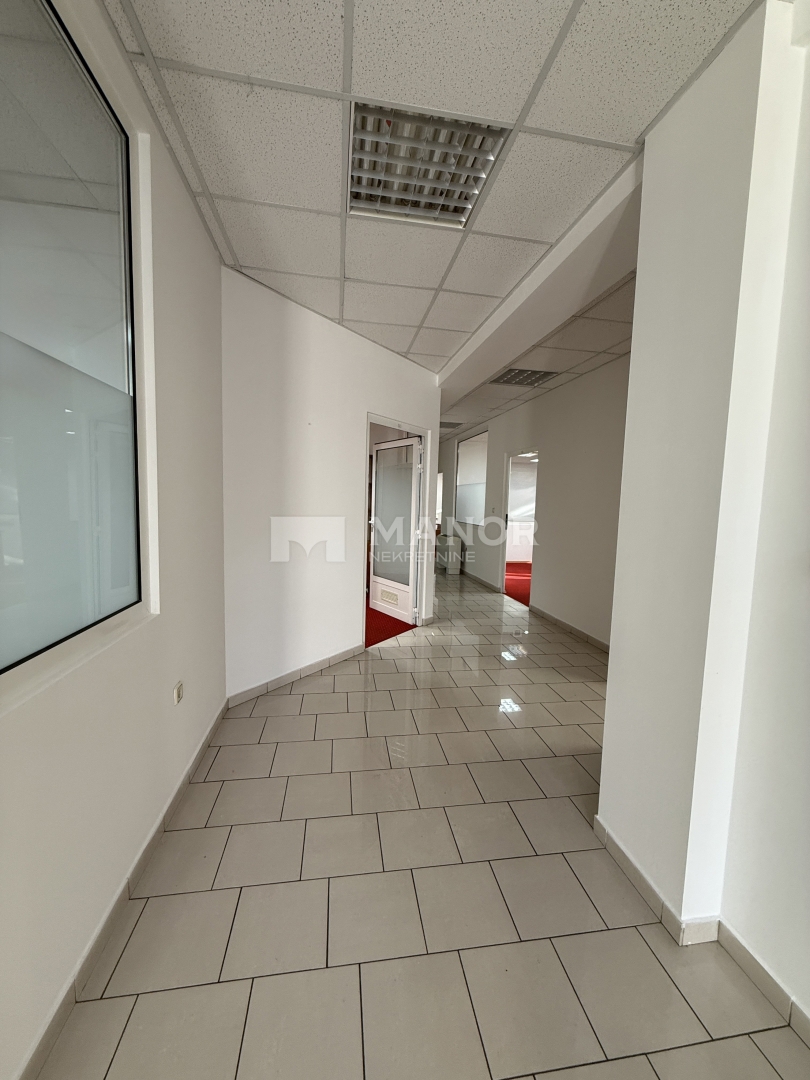 Commerciale Rastočine, Rijeka, 325m2