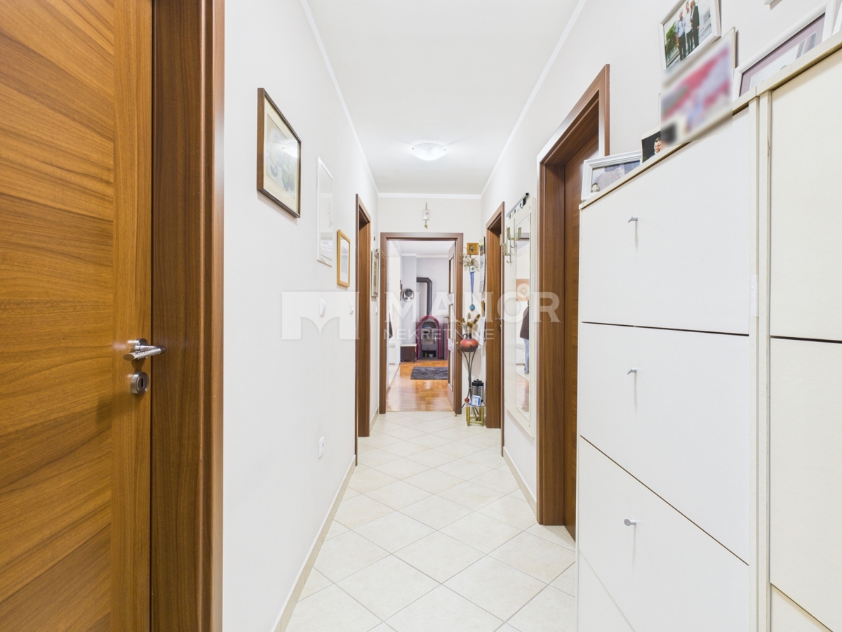 Appartamento Sroki, Viškovo, 85m2
