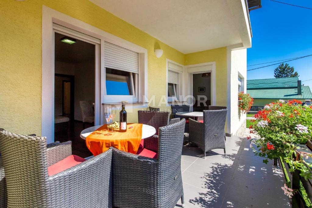 Casa Grabovac, Rakovica, 352m2