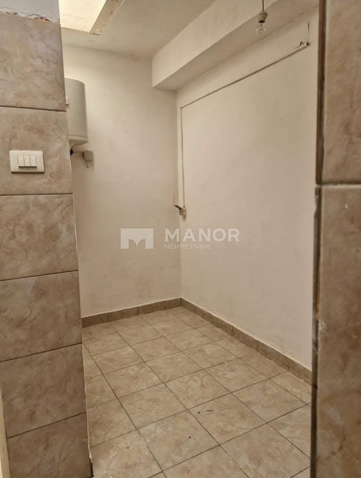 Commerciale Kantrida, Rijeka, 177m2