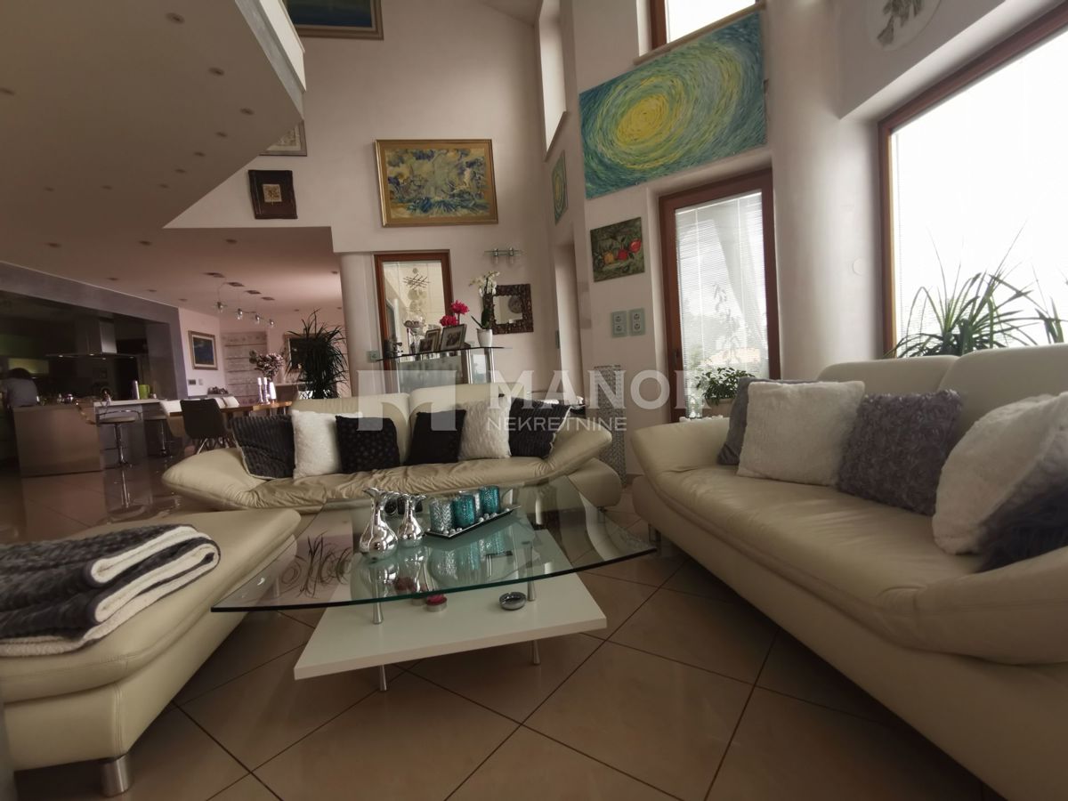 Casa Jadranovo, Crikvenica, 540m2
