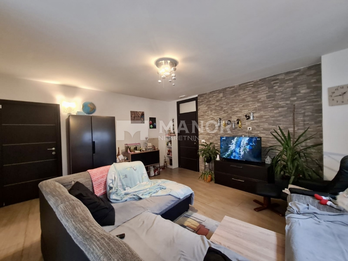 Appartamento Viškovo, 89m2