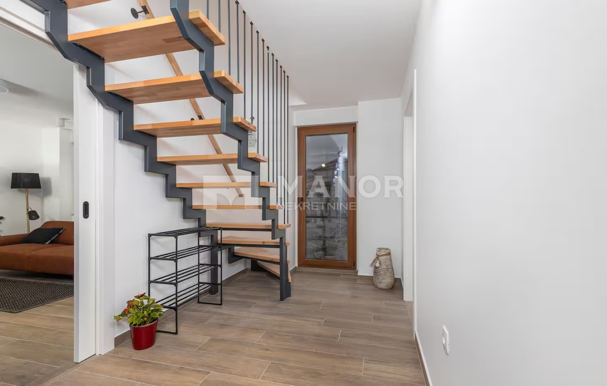 Appartamento Čavle, 120m2
