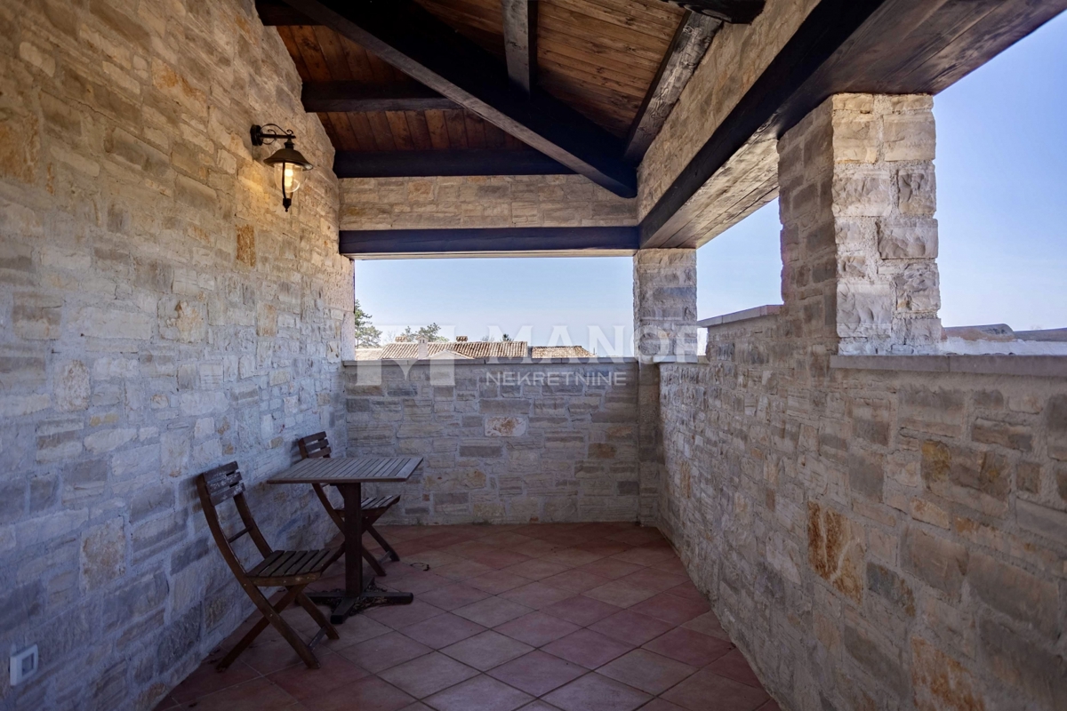 Istria, Sv. Lovreč - Villa in pietra autentica istriana