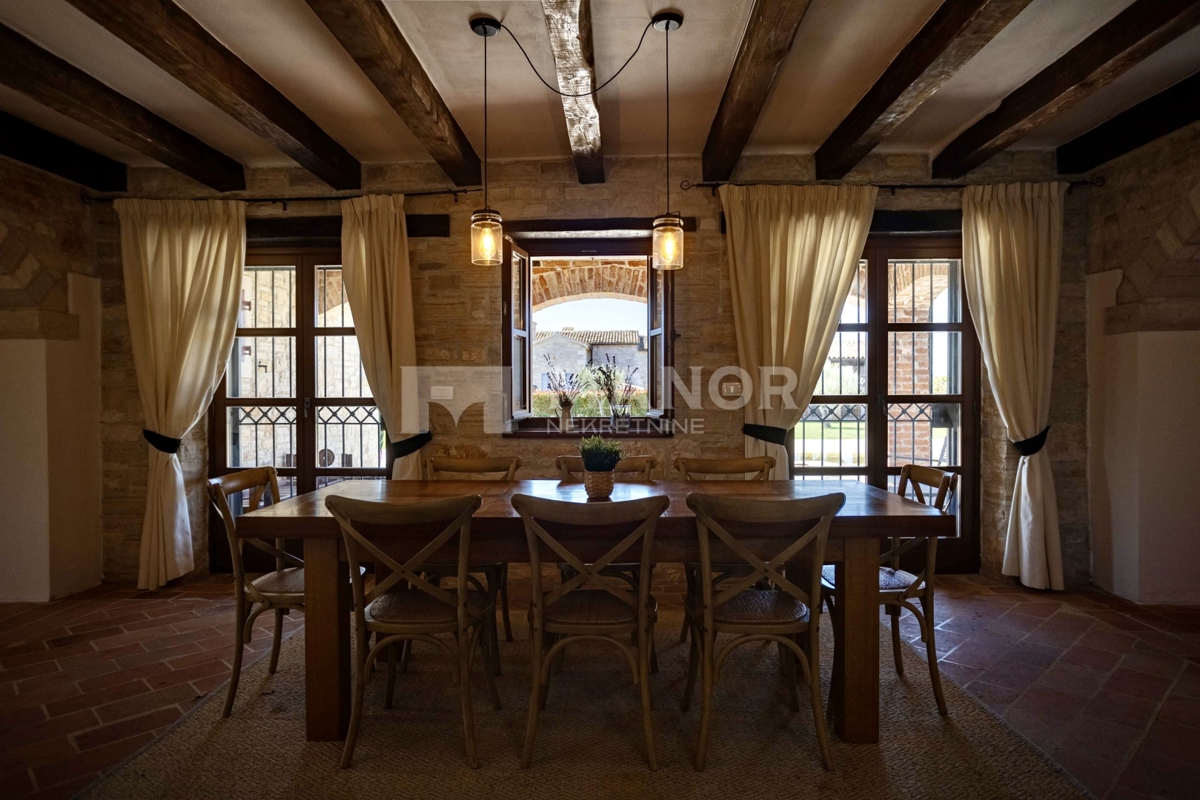Istria, Sv. Lovreč - Villa in pietra autentica istriana